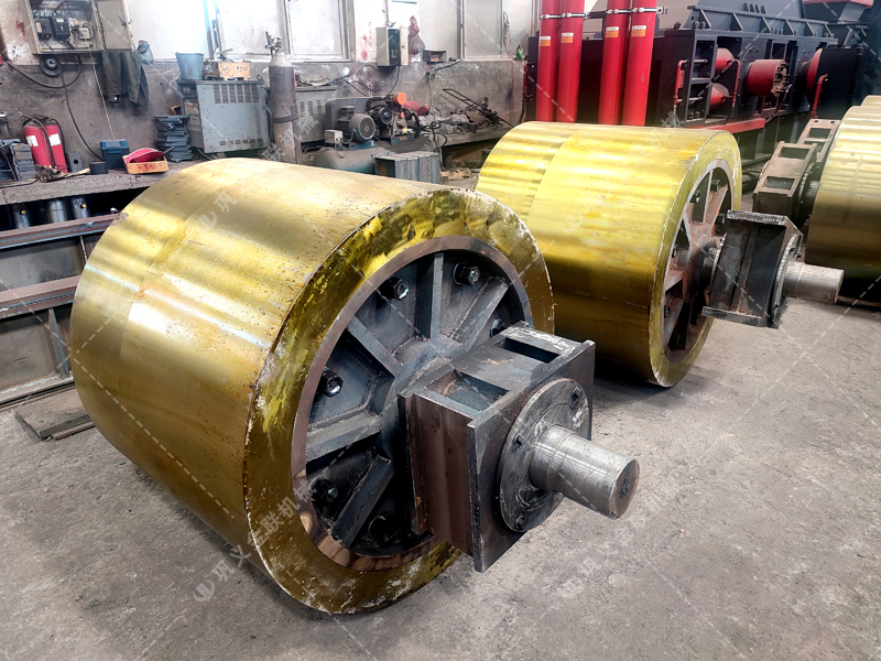 液壓對輥制砂機的安裝和調試復雜嗎？需要注意哪些細節？