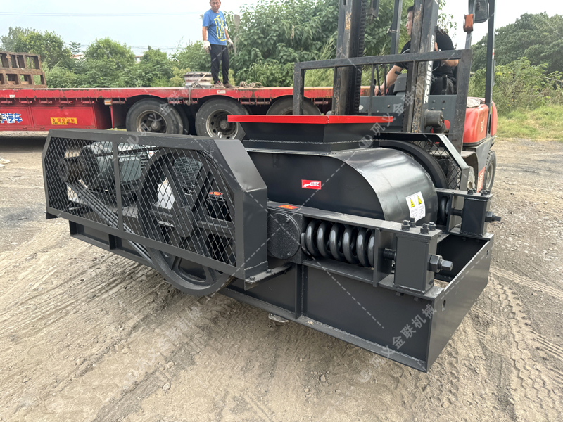 雙齒輥破碎機的獨特輥齒結構，如何同時優化破碎效果與能耗？