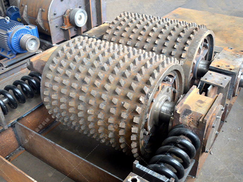 冶金行業案例：雙齒輥破碎機破碎燒結礦，粉率為何能降低5%？